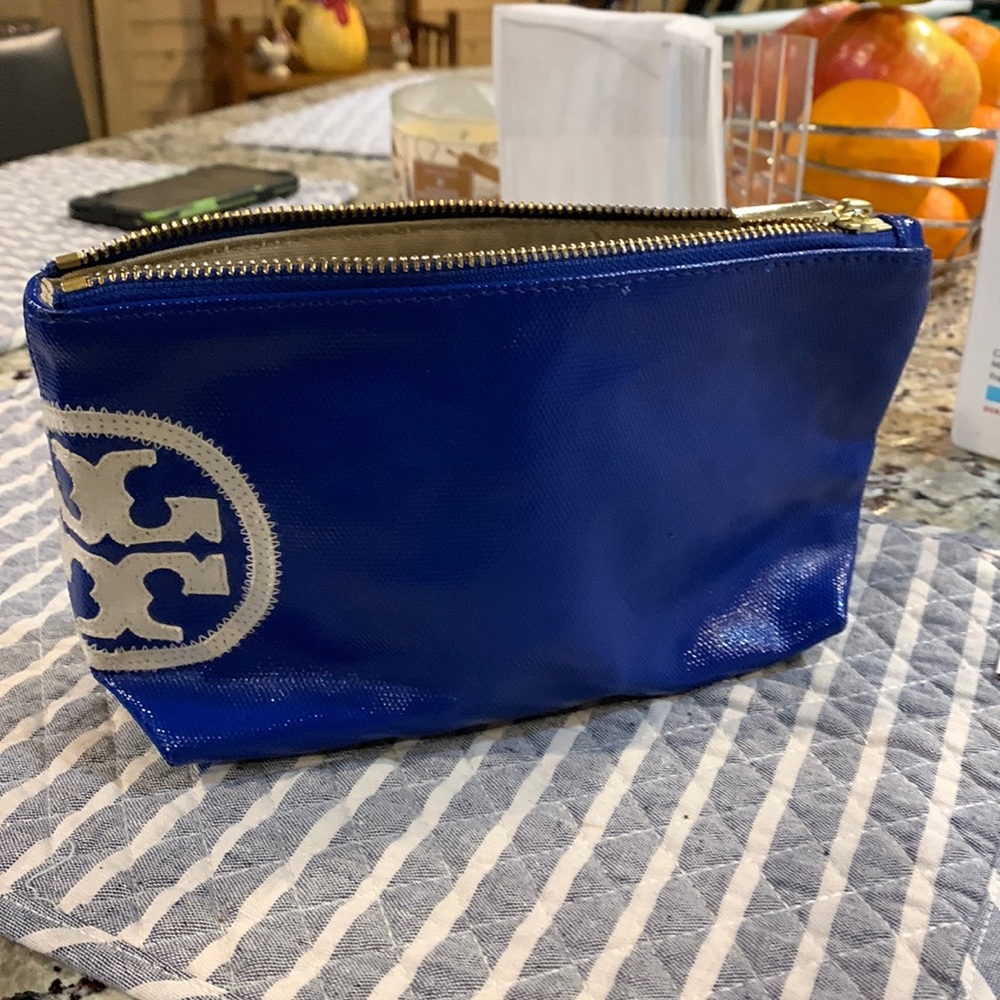 Tory Burch make up bag ! Never used!